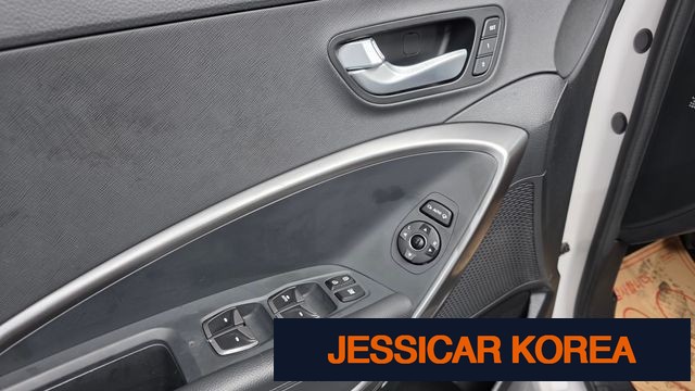 2016 Hyundai Santa Fe The Prime - Thumbnail 3