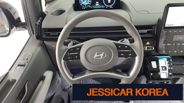 2025 Hyundai Staria - Thumbnail 14