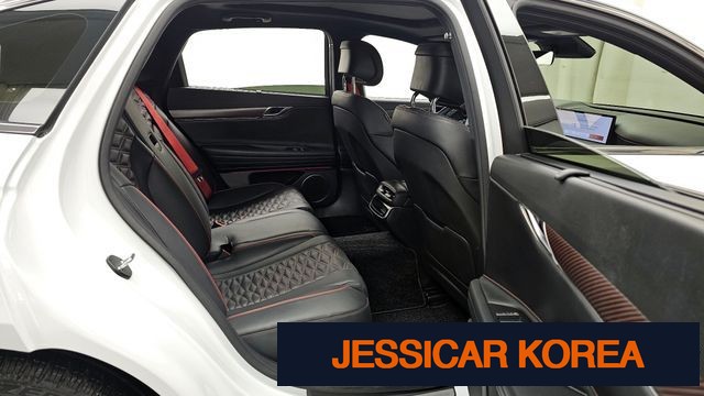2025 Genesis G80 (RG3) - Thumbnail 8