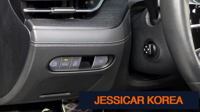 2022 Genesis G90 (RS4) - Thumbnail 13