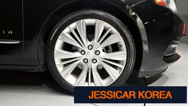 2017 Chevrolet Impala - Thumbnail 4