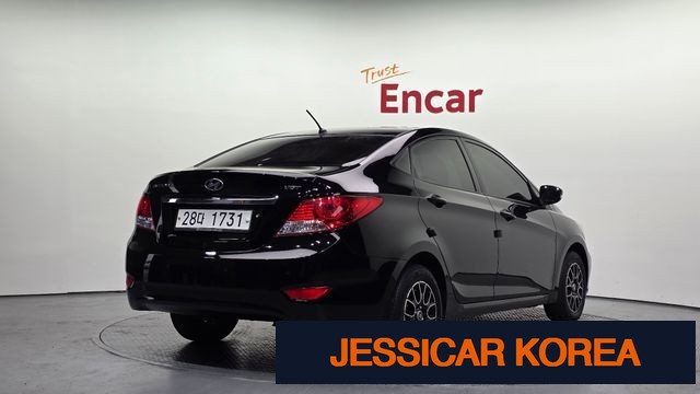 2013 Hyundai Accent (new model) - Thumbnail 3