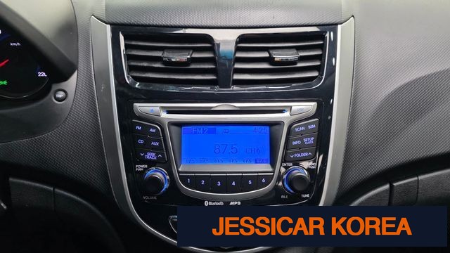 2013 Hyundai Accent (new model) - Thumbnail 14