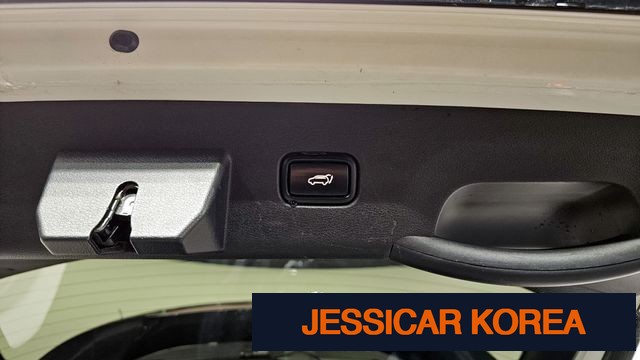 2022 Kia Sportage 5th generation hybrid - Thumbnail 6