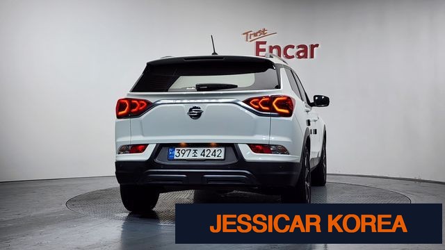2022 KG Mobility Beautiful Korando - Thumbnail 8