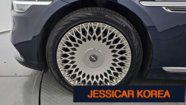 2021 Genesis G90 - Thumbnail 2