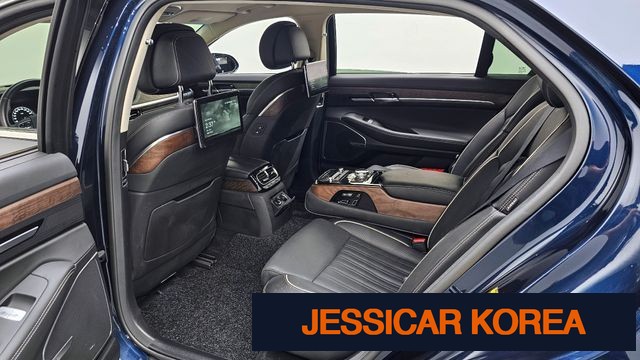 2021 Genesis G90 - Thumbnail 5