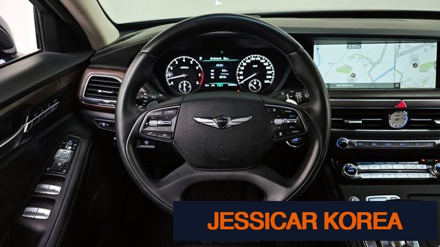 2021 Genesis G90 - Thumbnail 3