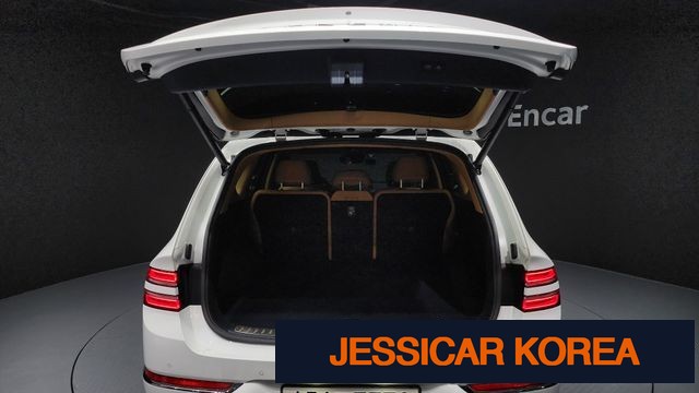 2021 Genesis GV80 - Thumbnail 10