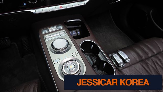 2023 Genesis GV70 - Thumbnail 8