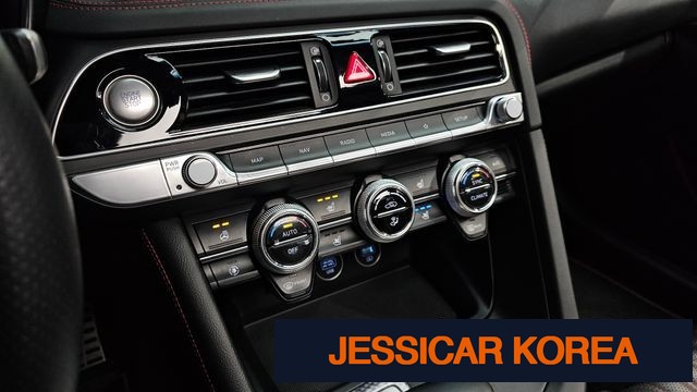2021 Genesis The New G70 - Thumbnail 7