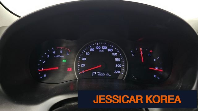 2013 Kia Carnival R - Thumbnail 9