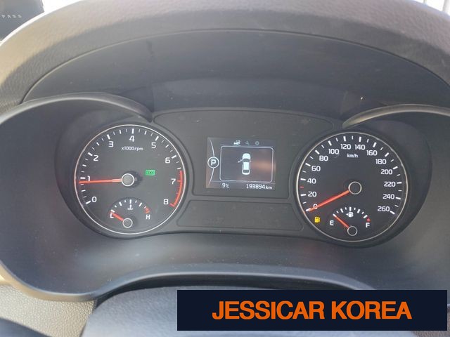 2016 Kia K5 2nd generation - Thumbnail 3