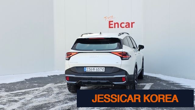 2022 Kia Sportage 5th generation hybrid - Thumbnail 5