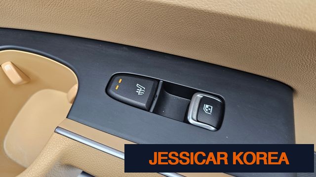 2023 Kia Sorento 4th Gen - Thumbnail 10