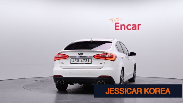 2013 Kia K3 - Thumbnail 6