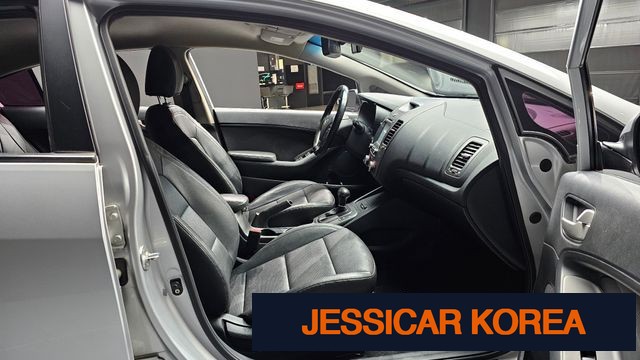 2015 Kia K3 - Thumbnail 6