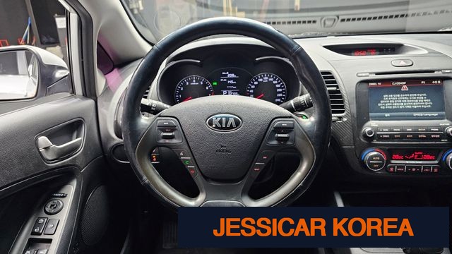 2015 Kia K3 - Thumbnail 12