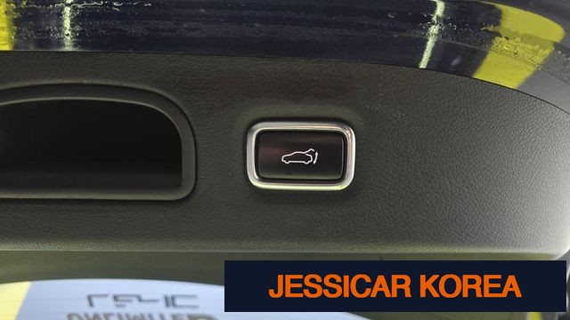2018 Kia Stinger - Thumbnail 3
