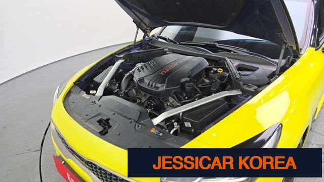 2018 Kia Stinger - Thumbnail 7