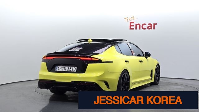 2018 Kia Stinger - Thumbnail 12