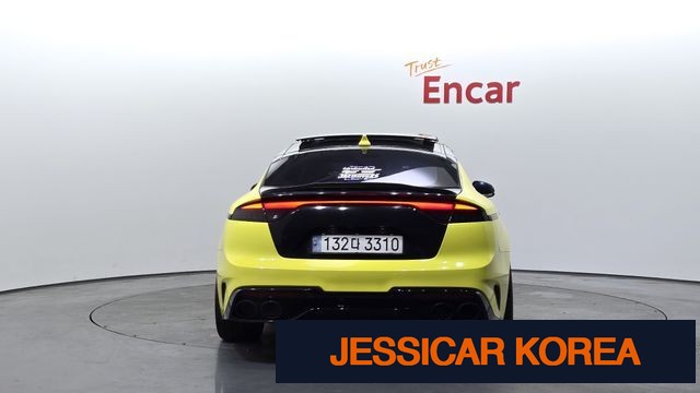 2018 Kia Stinger - Thumbnail 18
