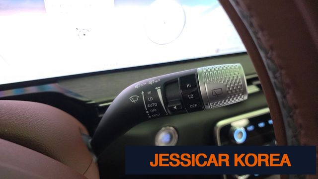 2025 Genesis GV80 - Thumbnail 3