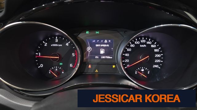 2016 Kia All New Carnival - Thumbnail 9