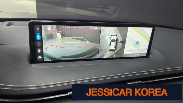 2022 Genesis Electrified GV70 - Thumbnail 8