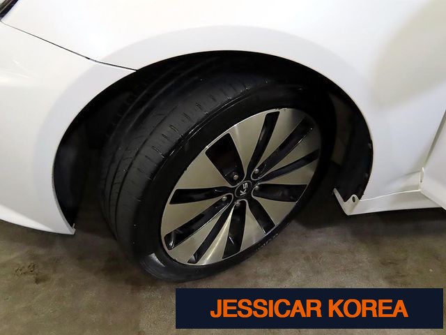 2012 Kia K5 - Thumbnail 4