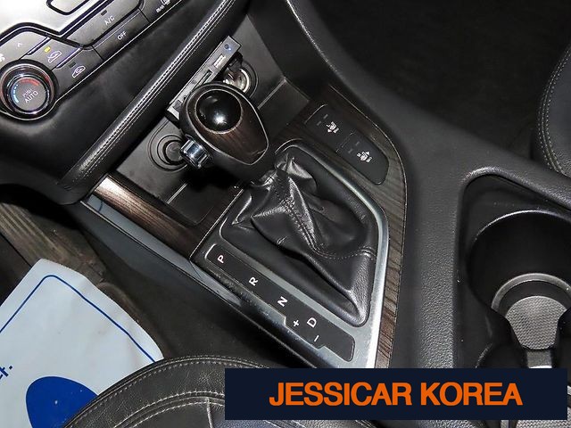 2012 Kia K5 - Thumbnail 6