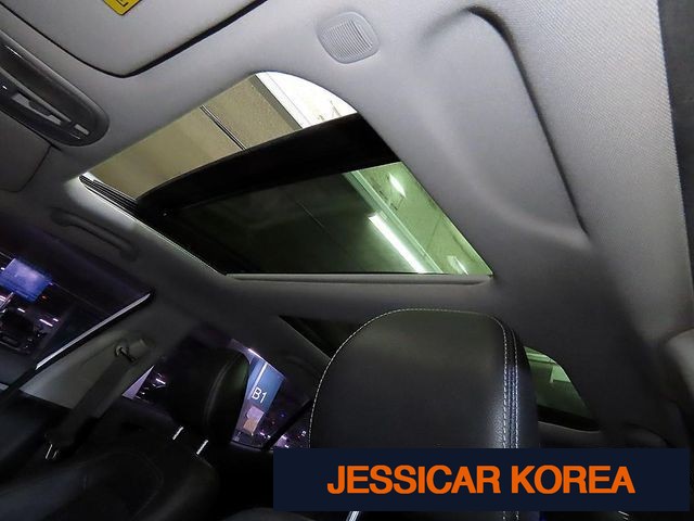 2012 Kia K5 - Thumbnail 7