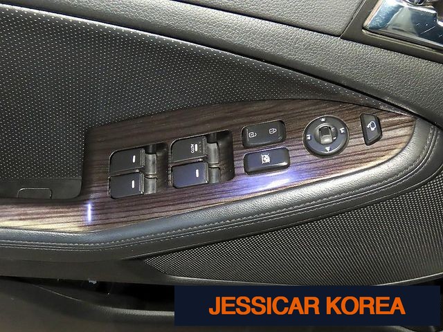 2012 Kia K5 - Thumbnail 8