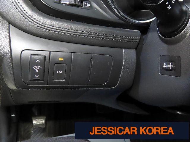 2012 Kia K5 - Thumbnail 14