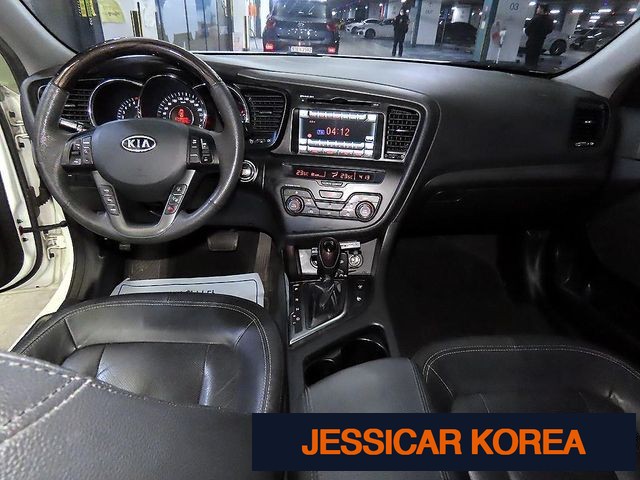 2012 Kia K5 - Thumbnail 20