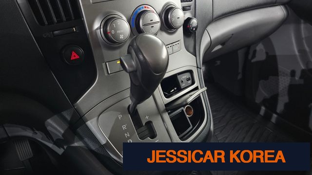 2014 Hyundai Grand Starex - Thumbnail 3