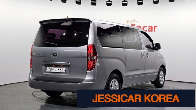 2014 Hyundai Grand Starex - Thumbnail 11