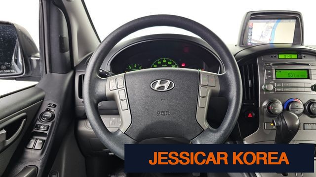 2014 Hyundai Grand Starex - Thumbnail 20