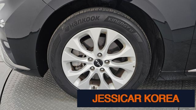 2022 Kia K8 - Thumbnail 7