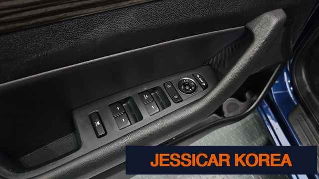 2015 Hyundai LF Sonata - Thumbnail 6