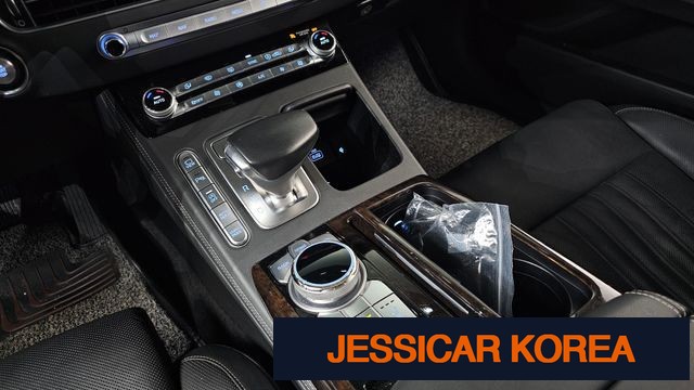 2019 Genesis G90 - Thumbnail 8