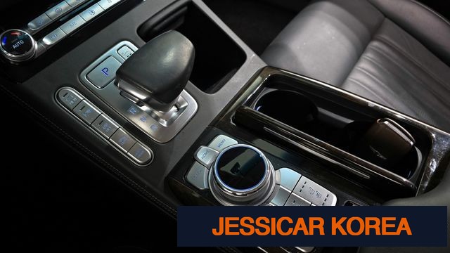 2019 Genesis G90 - Thumbnail 10