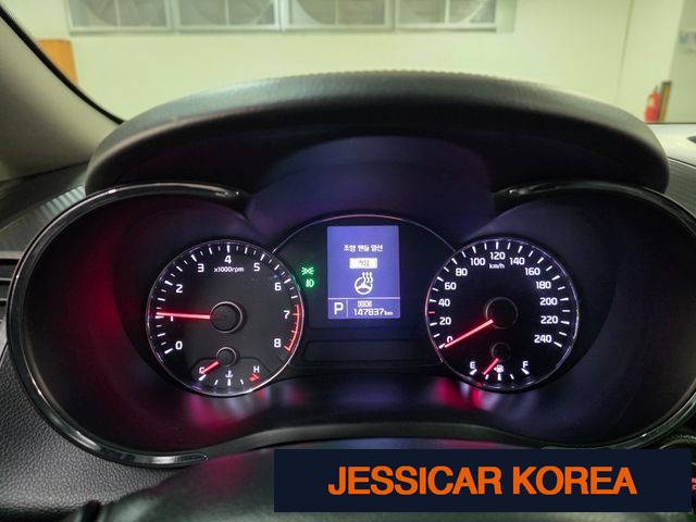 2013 Kia K3 - Thumbnail 6