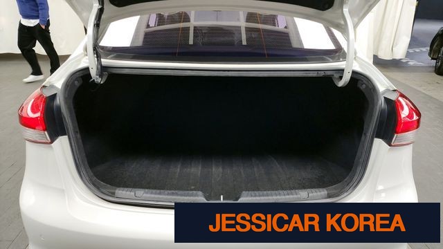 2016 Kia The New K3 - Thumbnail 3