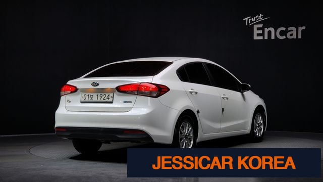 2016 Kia The New K3 - Thumbnail 7