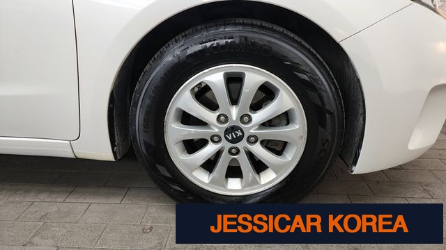 2016 Kia The New K3 - Thumbnail 19