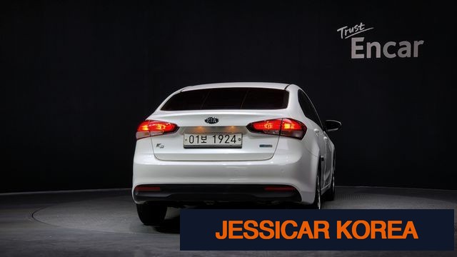 2016 Kia The New K3 - Thumbnail 20