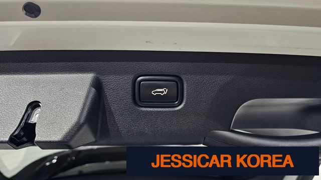 2022 Kia Sportage 5th Gen - Thumbnail 10