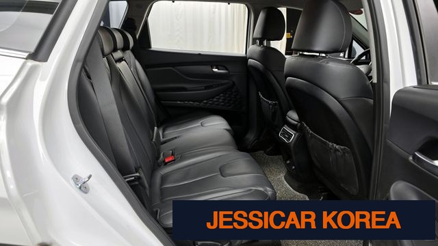 2021 Hyundai The New Santa Fe - Thumbnail 11