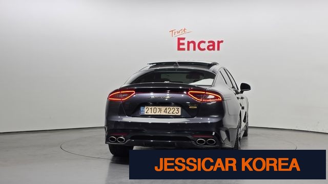 2020 Kia Stinger - Thumbnail 16